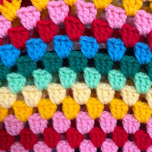 Handmade Crochet Granny Square Rainbow Daisy Sweater Vest Mock Neck Red Trim - Picture 6 of 7